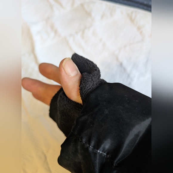 VGUC...GAP Kids ColdControl Max Shine Puffer Jacket Size Girls 12(XL) - Picture 7 of 10